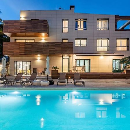 Luxury Casa Con Piscina, Wifi, 150M Dal Mare Apartment Miami Playa Екстериор снимка
