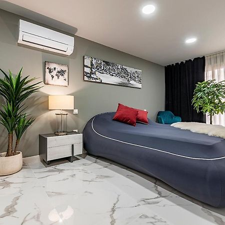 Luxury Casa Con Piscina, Wifi, 150M Dal Mare Apartment Miami Playa Екстериор снимка