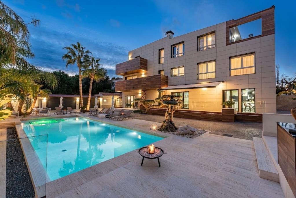 Luxury Casa Con Piscina, Wifi, 150M Dal Mare Apartment Miami Playa Екстериор снимка