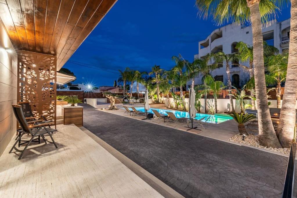 Luxury Casa Con Piscina, Wifi, 150M Dal Mare Apartment Miami Playa Екстериор снимка