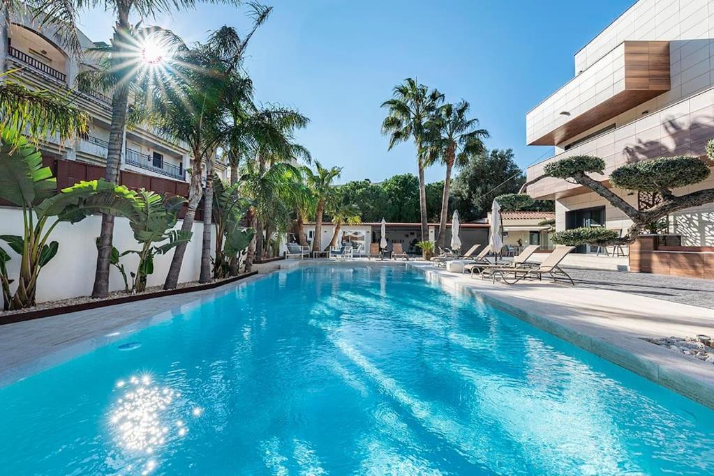 Luxury Casa Con Piscina, Wifi, 150M Dal Mare Apartment Miami Playa Екстериор снимка