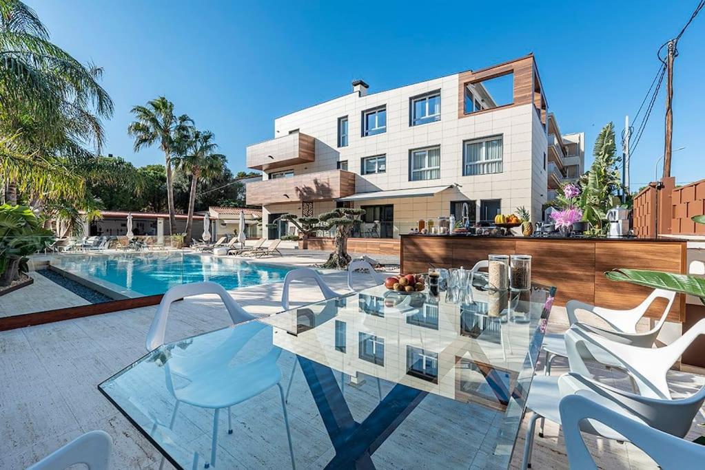 Luxury Casa Con Piscina, Wifi, 150M Dal Mare Apartment Miami Playa Екстериор снимка