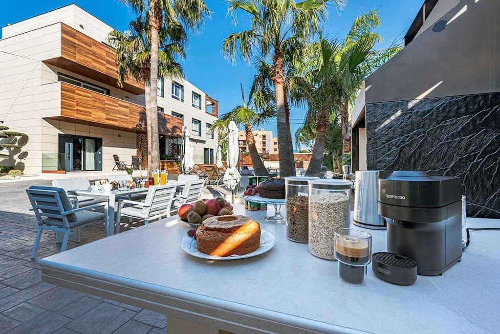 Luxury Casa Con Piscina, Wifi, 150M Dal Mare Apartment Miami Playa Екстериор снимка