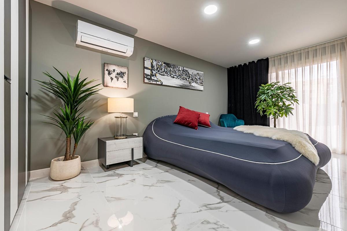 Luxury Casa Con Piscina, Wifi, 150M Dal Mare Apartment Miami Playa Екстериор снимка